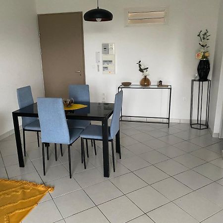 L' Aure Apartment Le Lamentin Luaran gambar